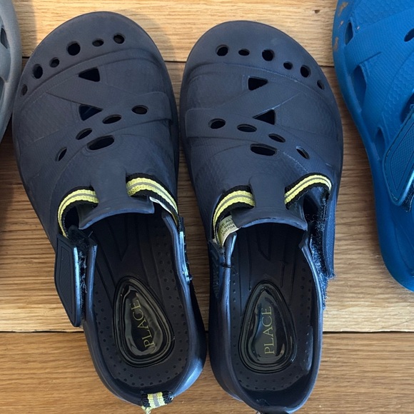 Children’s Place. Size 11 Set of Three Kids' Slip-On Shoes - Picture 3 of 5